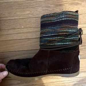 TOMS sz 7 winter boots, great condition